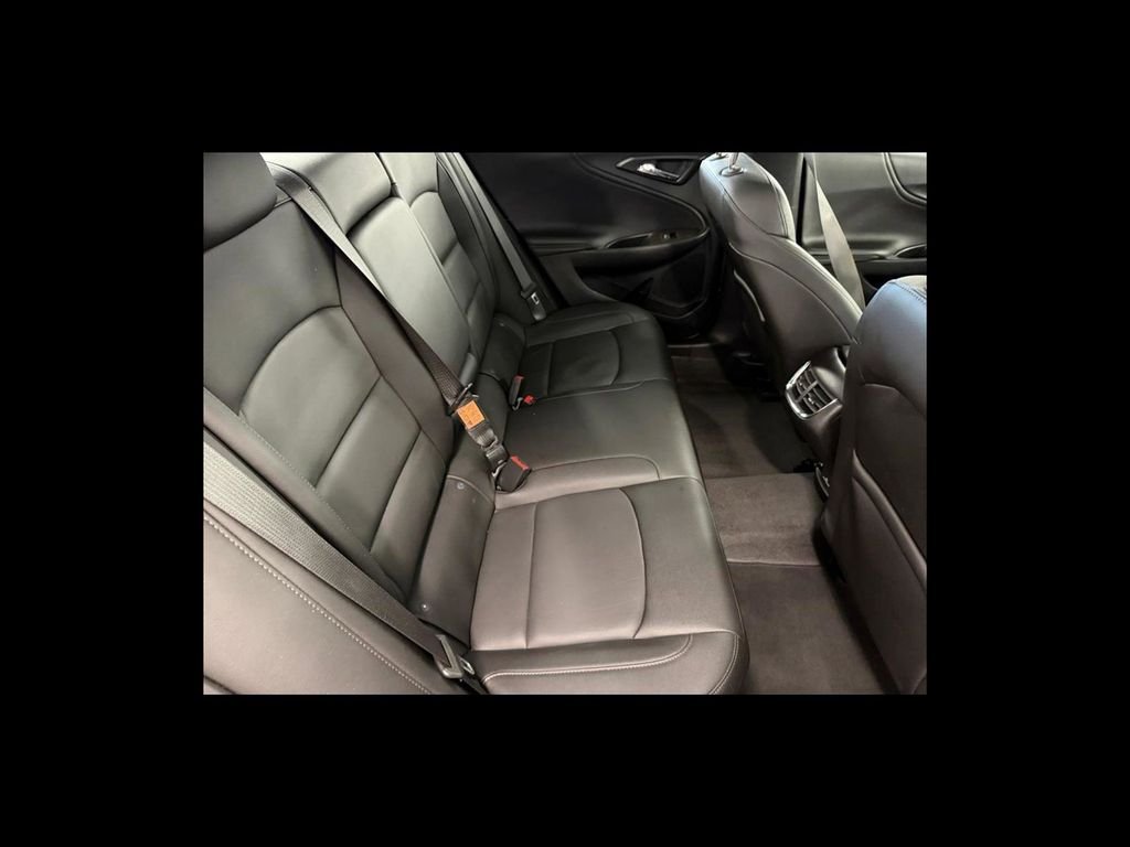 Used 2024 Gray Chevrolet LT image 19