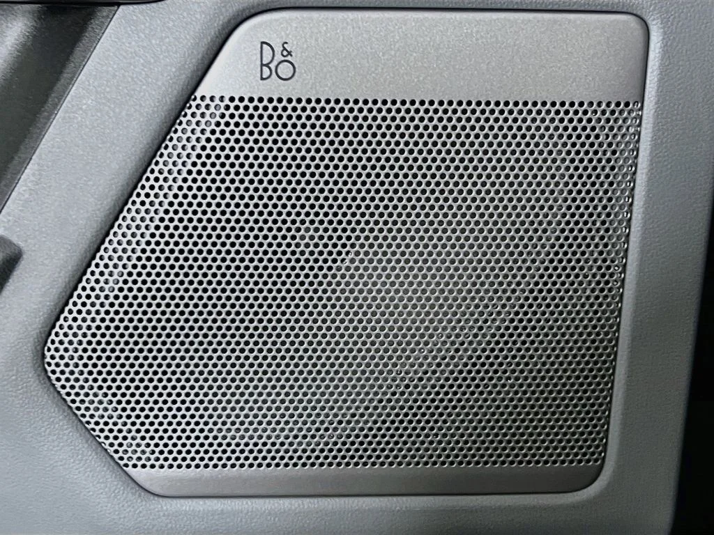 New 2027 Carbonized Gray Metallic Ford XLT image 13