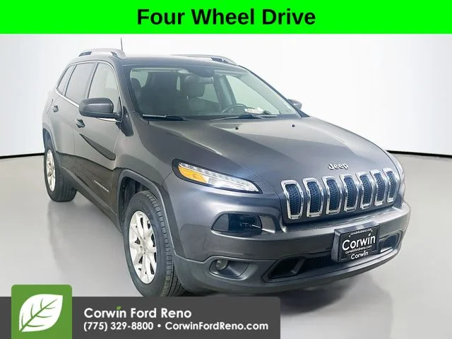 Used 2016 Granite Crystal Clearcoat Metallic Jeep Latitude image 1