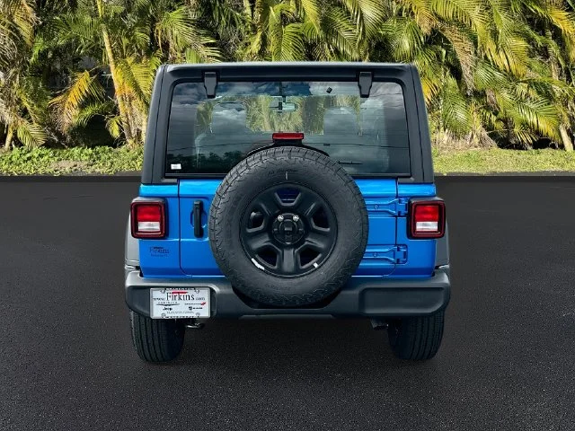 New 2026 Hydro Blue Pearl-Coat Exterior Paint Jeep Sport image 5