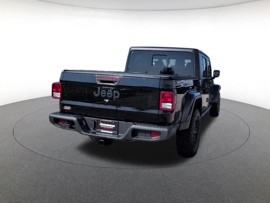 Used 2022 Black Jeep Willys image 5