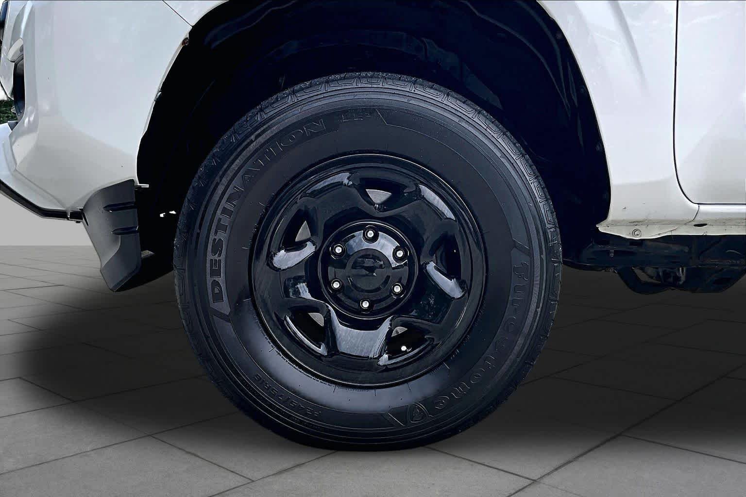 Used 2021 Super White Toyota SR image 10