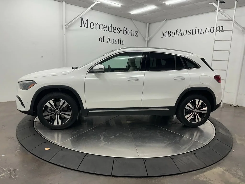 New 2026 White Mercedes-Benz GLA 250 image 4