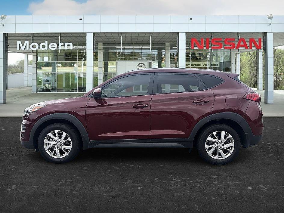 Used 2019 Gemstone Red Hyundai Value image 2
