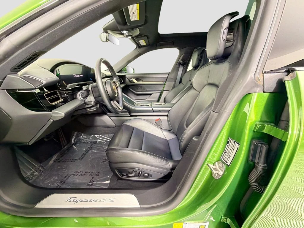 Used 2021 Green Porsche 4S image 21