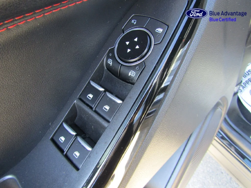 Certified Used 2022 Agate Black Metallic Ford ST-Line image 18