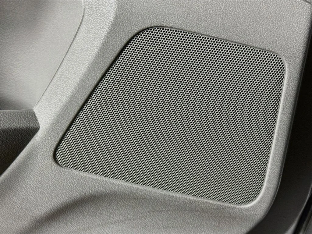Used 2014 Silver Honda EX-L image 23