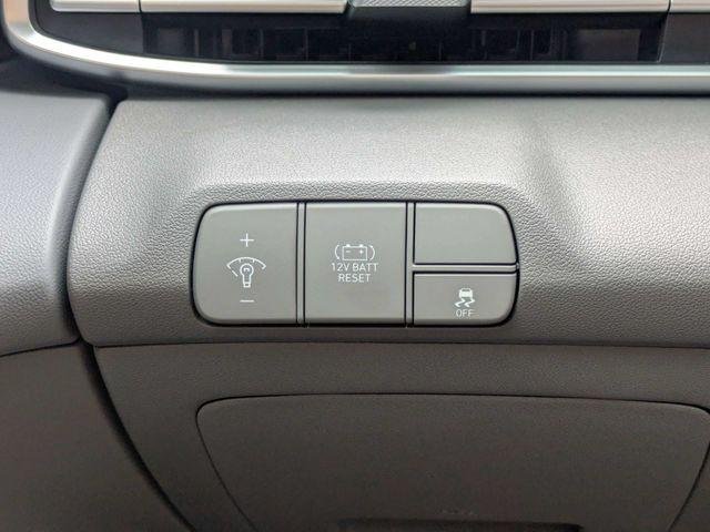 New 2026 White Hyundai Blue image 23