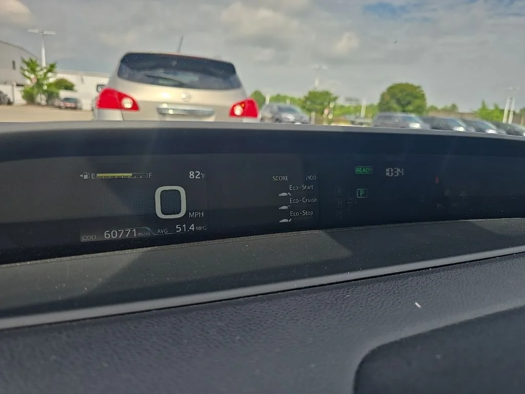Used 2019 Silver Toyota LE image 15