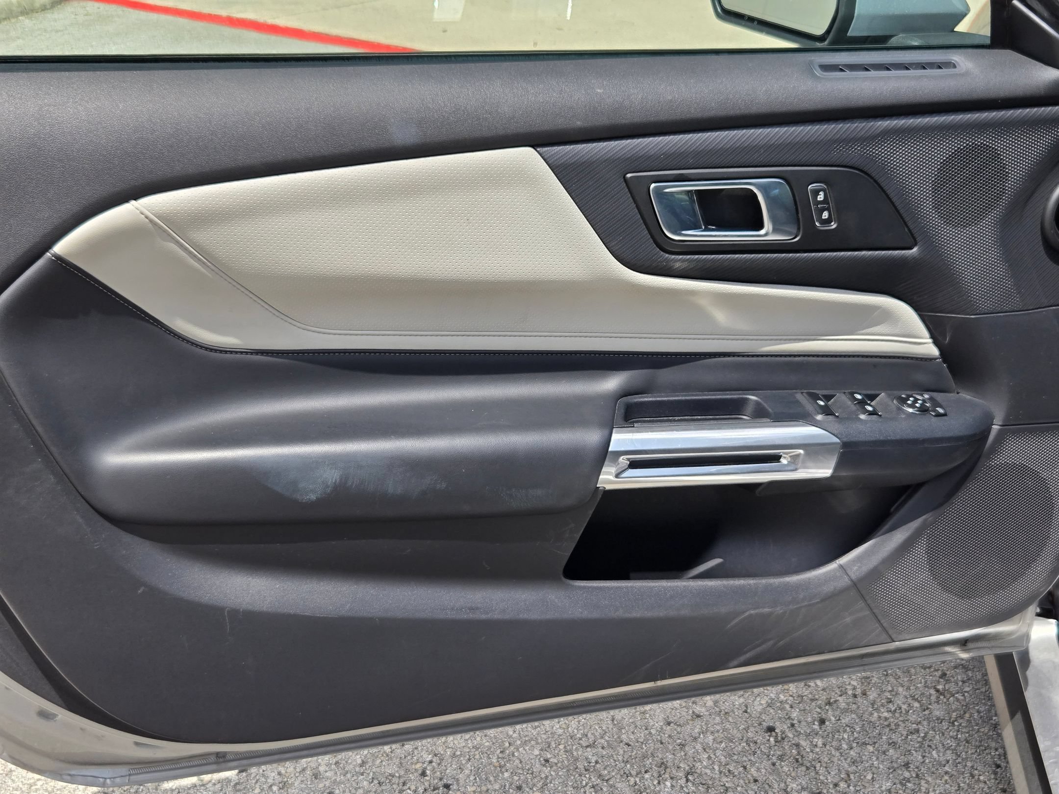 Used 2024 Silver Ford EcoBoost Premium image 9