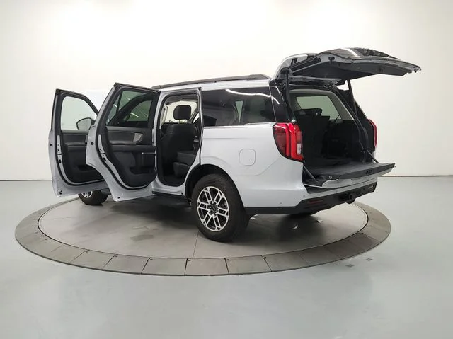 Used 2025 Silver Ford Active image 14