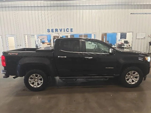Used 2016 Black Chevrolet LT image 2