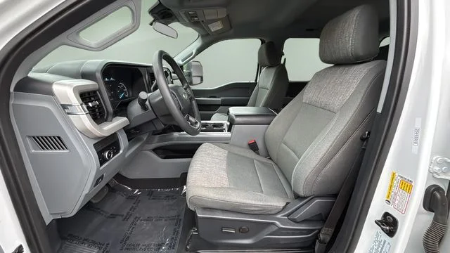 Used 2025 White Ford XLT image 19