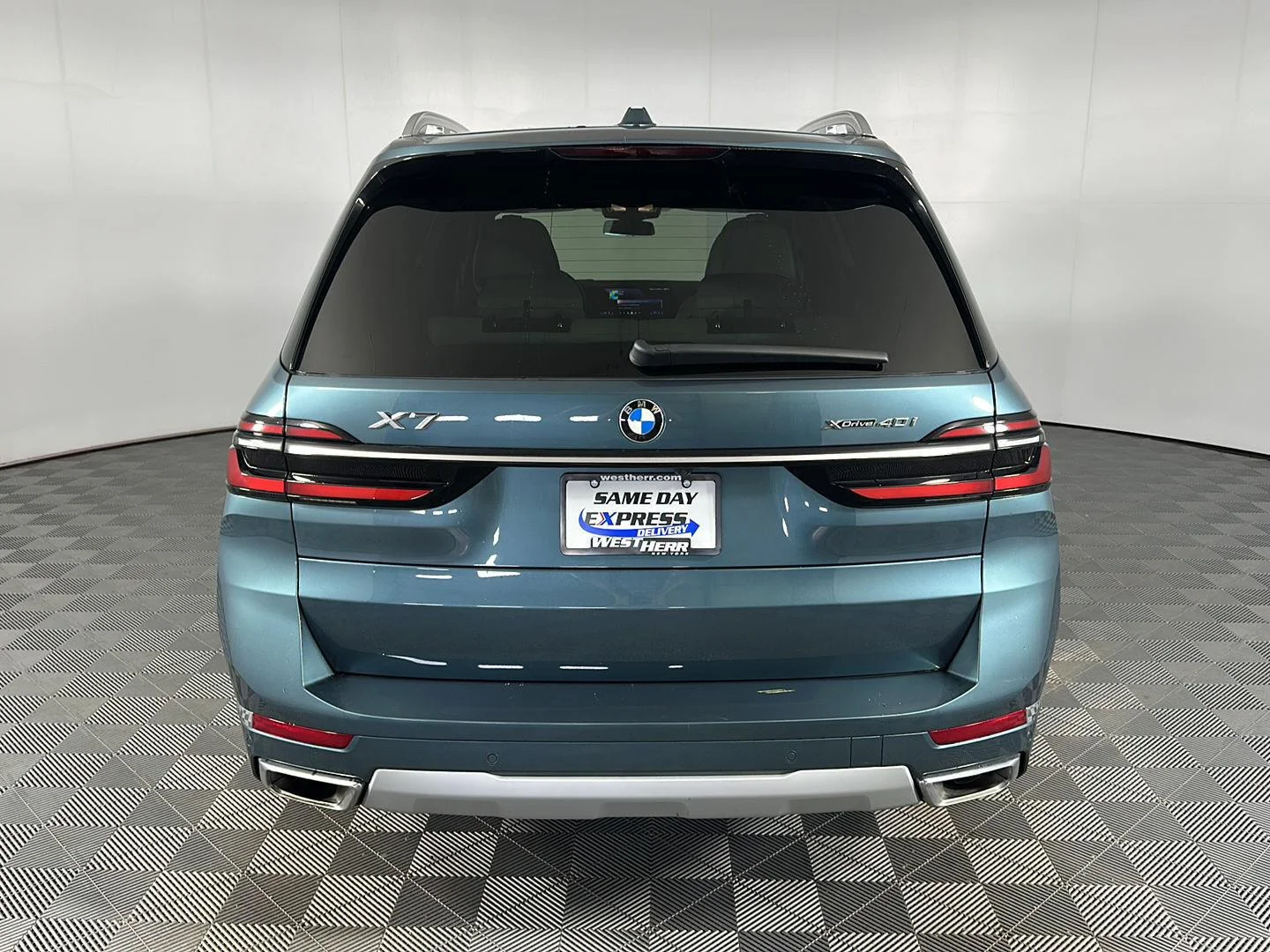 Used 2024 Blue Ridge Mountain Metallic BMW xDrive40i image 19
