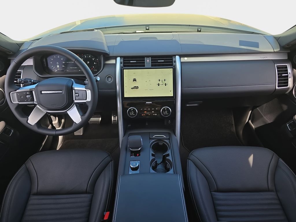 New 2026 Carpathian Grey Land Rover Tempest Edition image 9