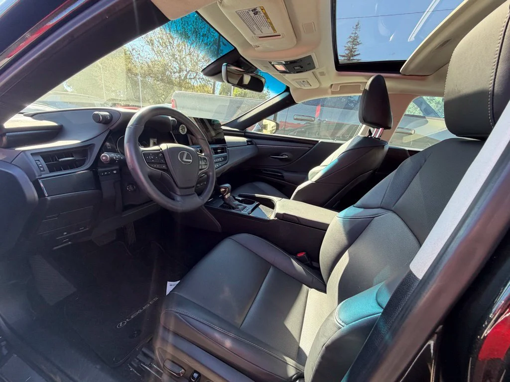 Certified Used 2025 Caviar Lexus 300h image 4