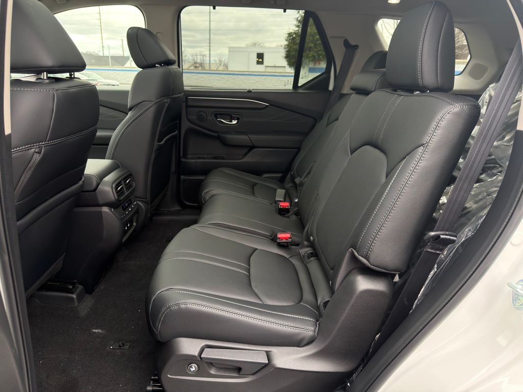 New 2026 Platinum White Pearl Honda Touring image 20