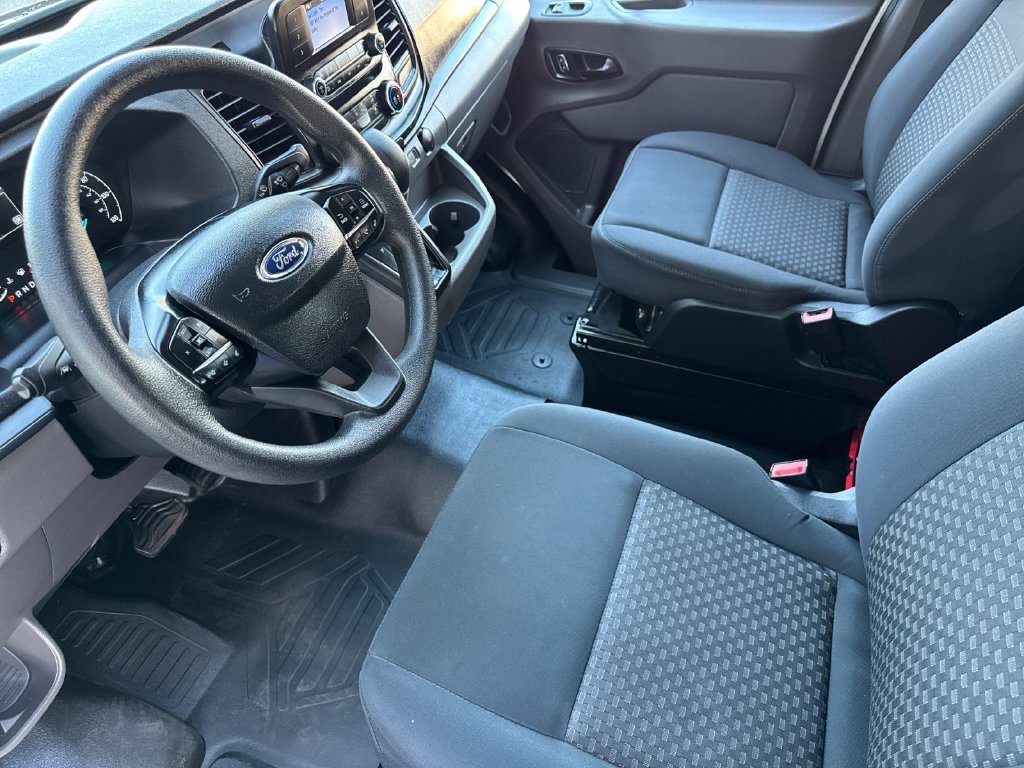 Used 2025 White Ford  image 9