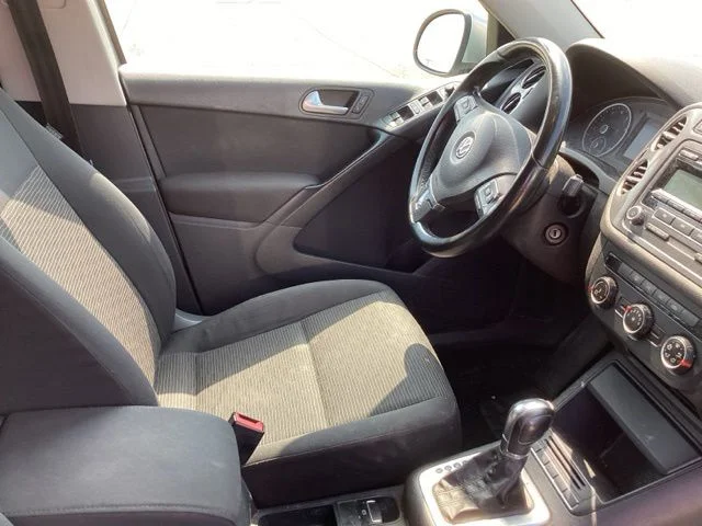 Used 2014 Silver Volkswagen S image 20
