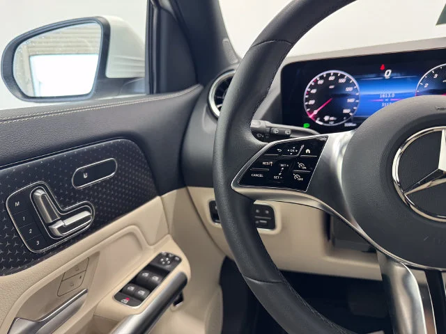 Certified Used 2026 Polar White Mercedes-Benz GLA 250 image 23