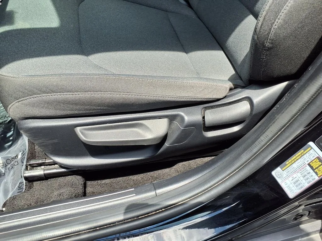 2025 Kia K4 LXS - Photo 24