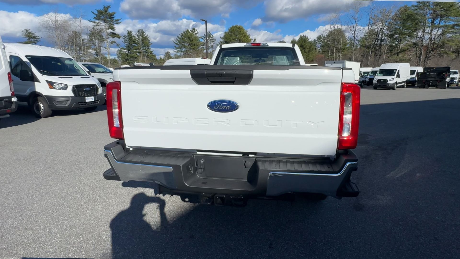 New 2026 Oxford White Ford F-350® XL image 19
