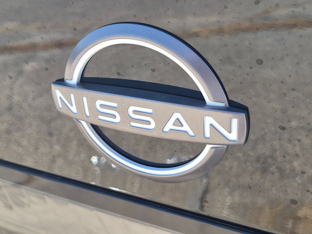 New 2026 Super Black Nissan SR image 5