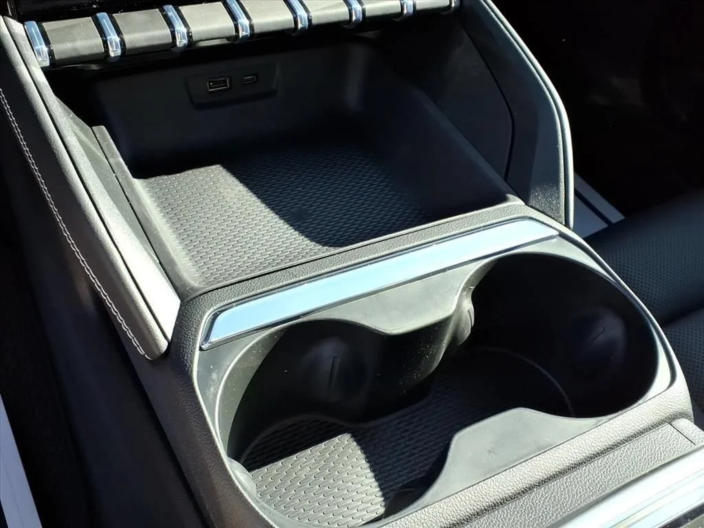 2026 GMC Terrain Denali - Photo 9