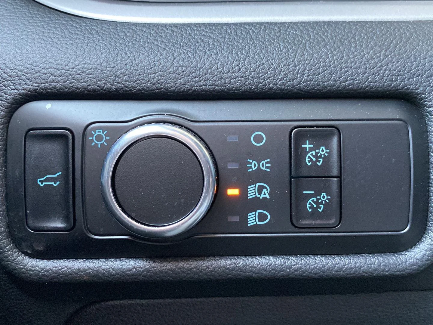 Used 2023 Carbonized Gray Ford XLT image 33