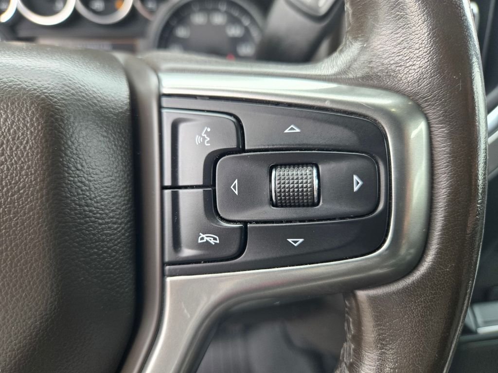 Used 2021 Gray Chevrolet LT image 18