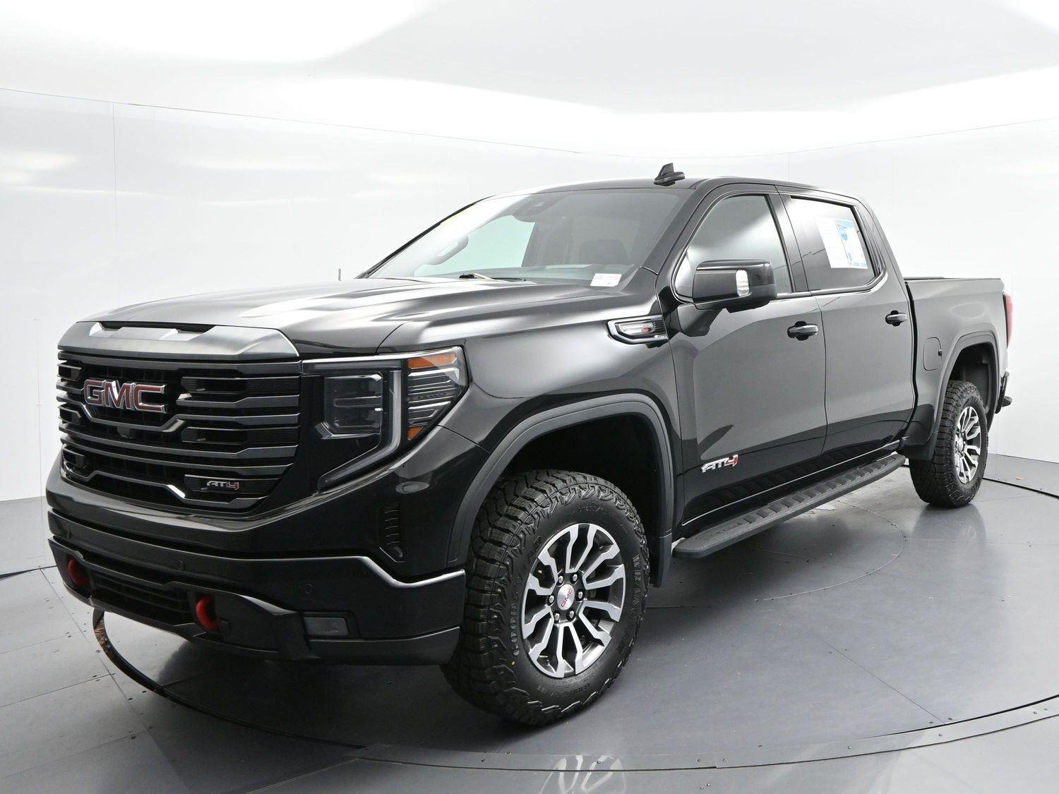 Used 2023 Onyx Black GMC AT4 image 3