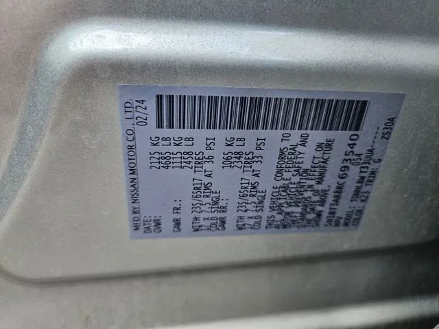 Used 2024 Silver Nissan S image 30