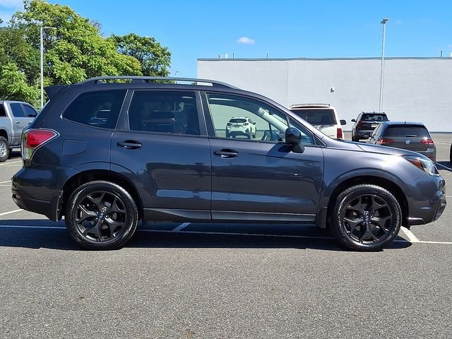 Used 2018 Gray Subaru 2.5i Premium image 8