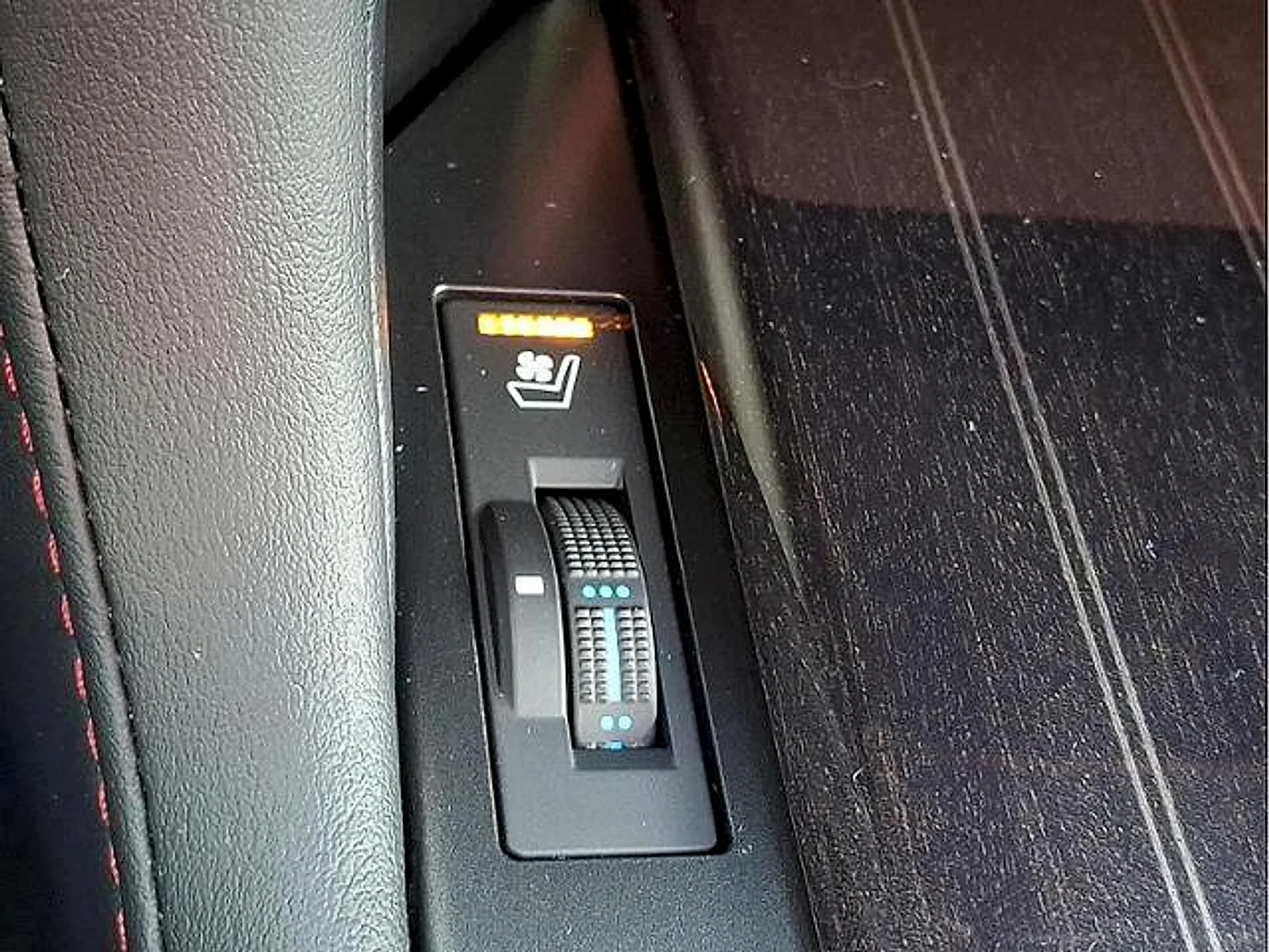 Certified Used 2023 Black Onyx Lexus Premium image 29