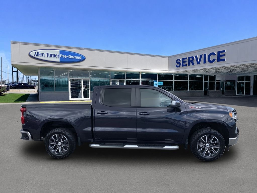 2022 Chevrolet Silverado 1500 LT - Photo 9
