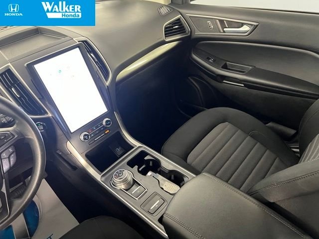 Used 2023 Black Ford SE image 30