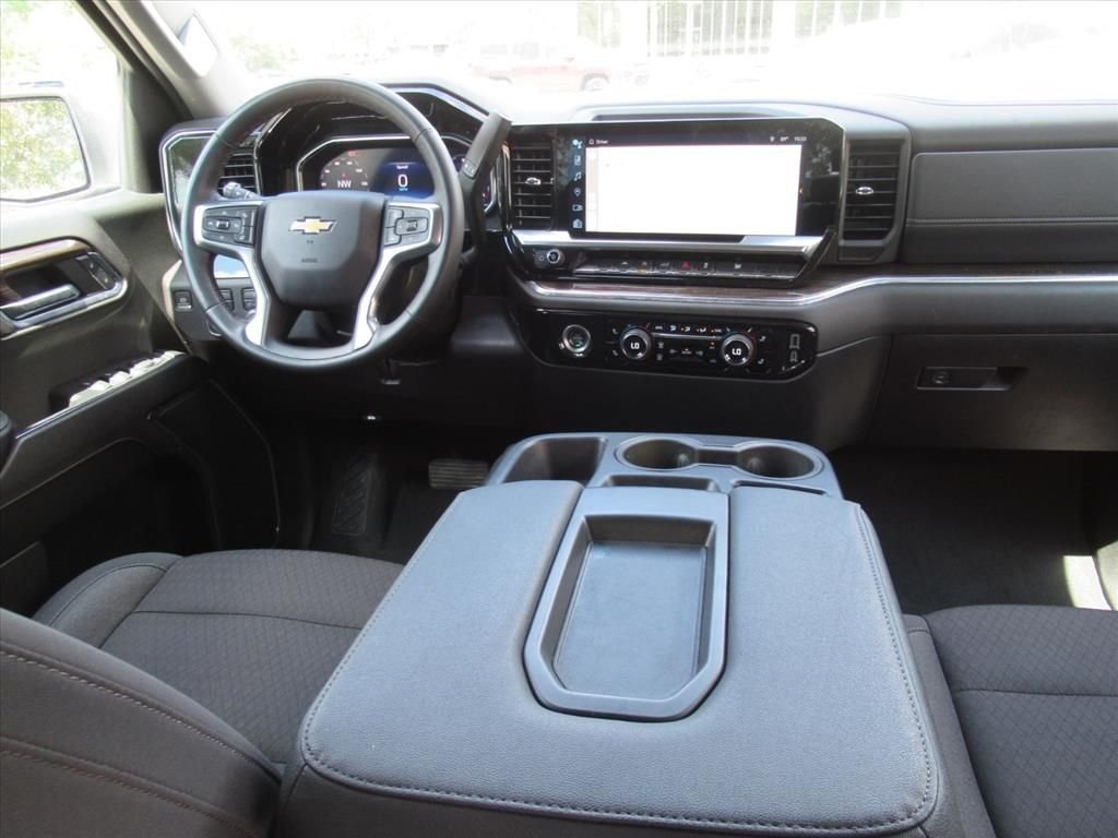 Used 2024 White Chevrolet LT image 13