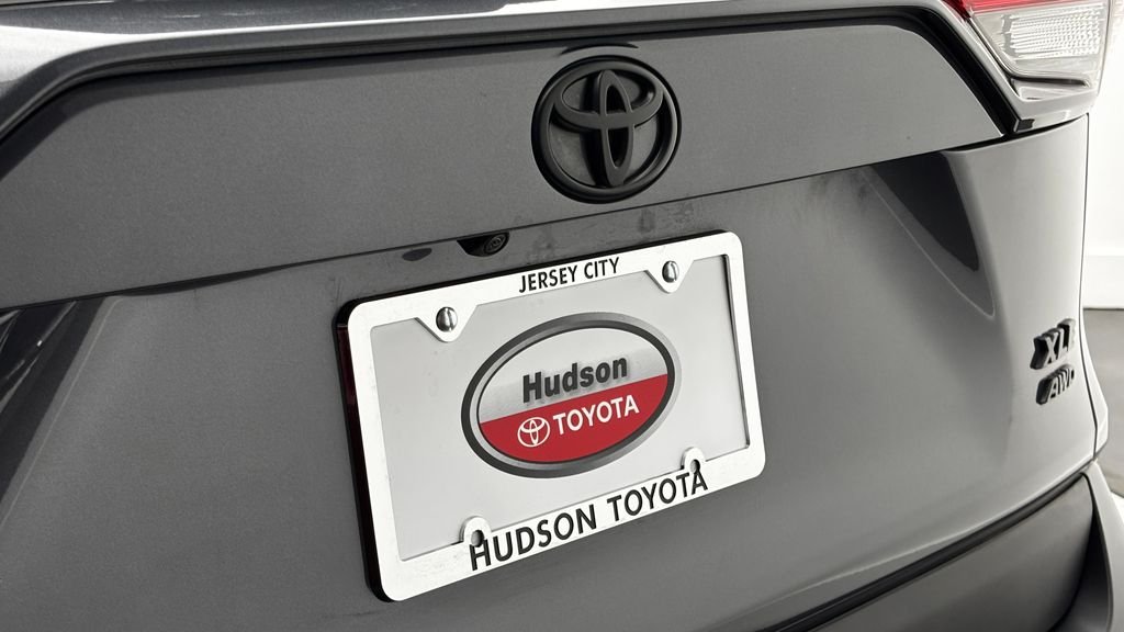 Used 2025 Gray Toyota XLE image 6