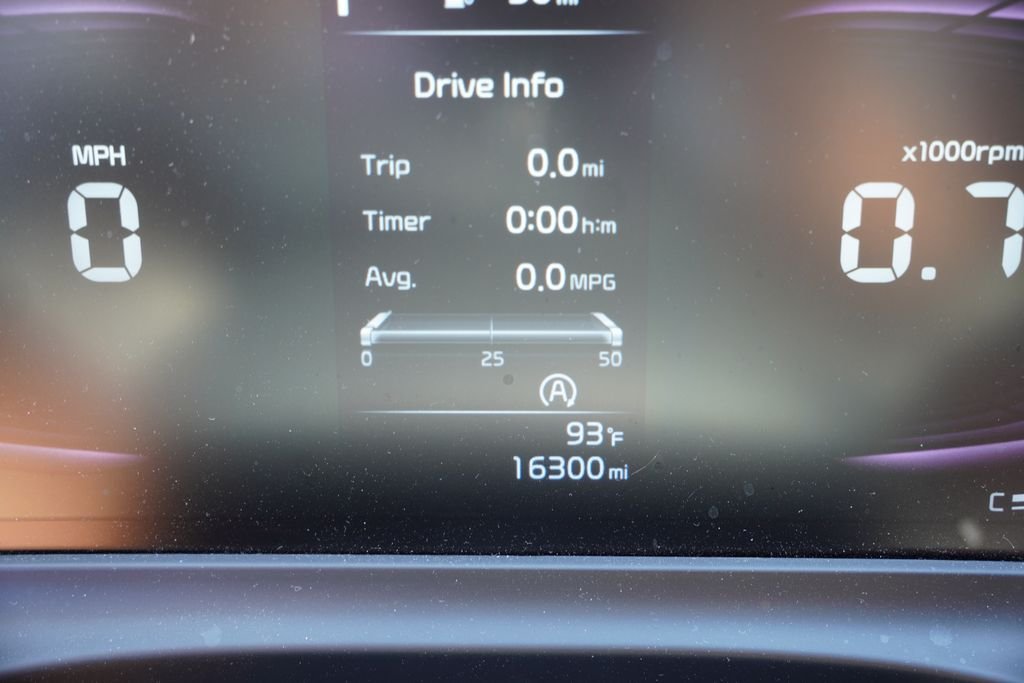 Used 2024 Fusion Black Kia LX image 6