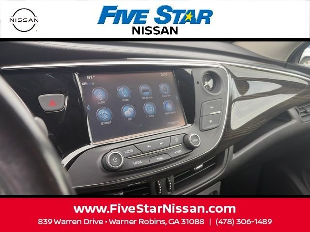 Used 2019 Silver Buick Essence image 8