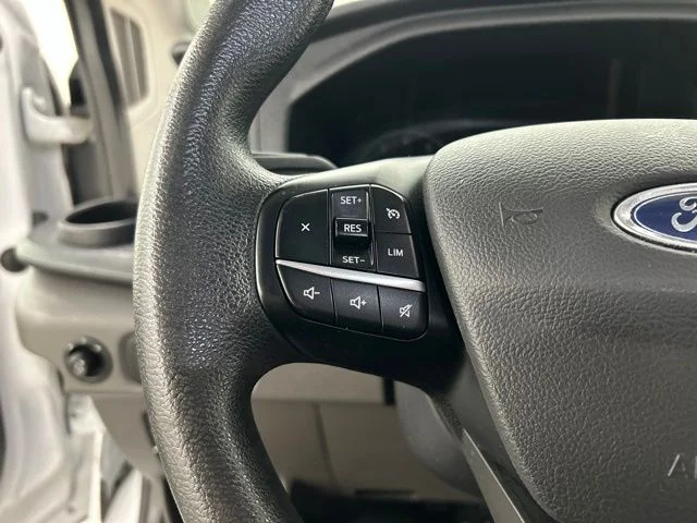 Used 2024  Ford Base image 7