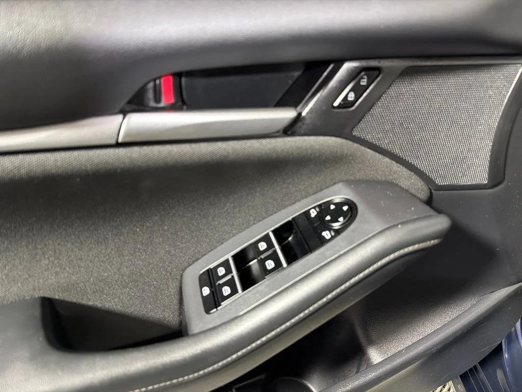 Used 2026 Crystal Blue Mazda 2.5 S image 9
