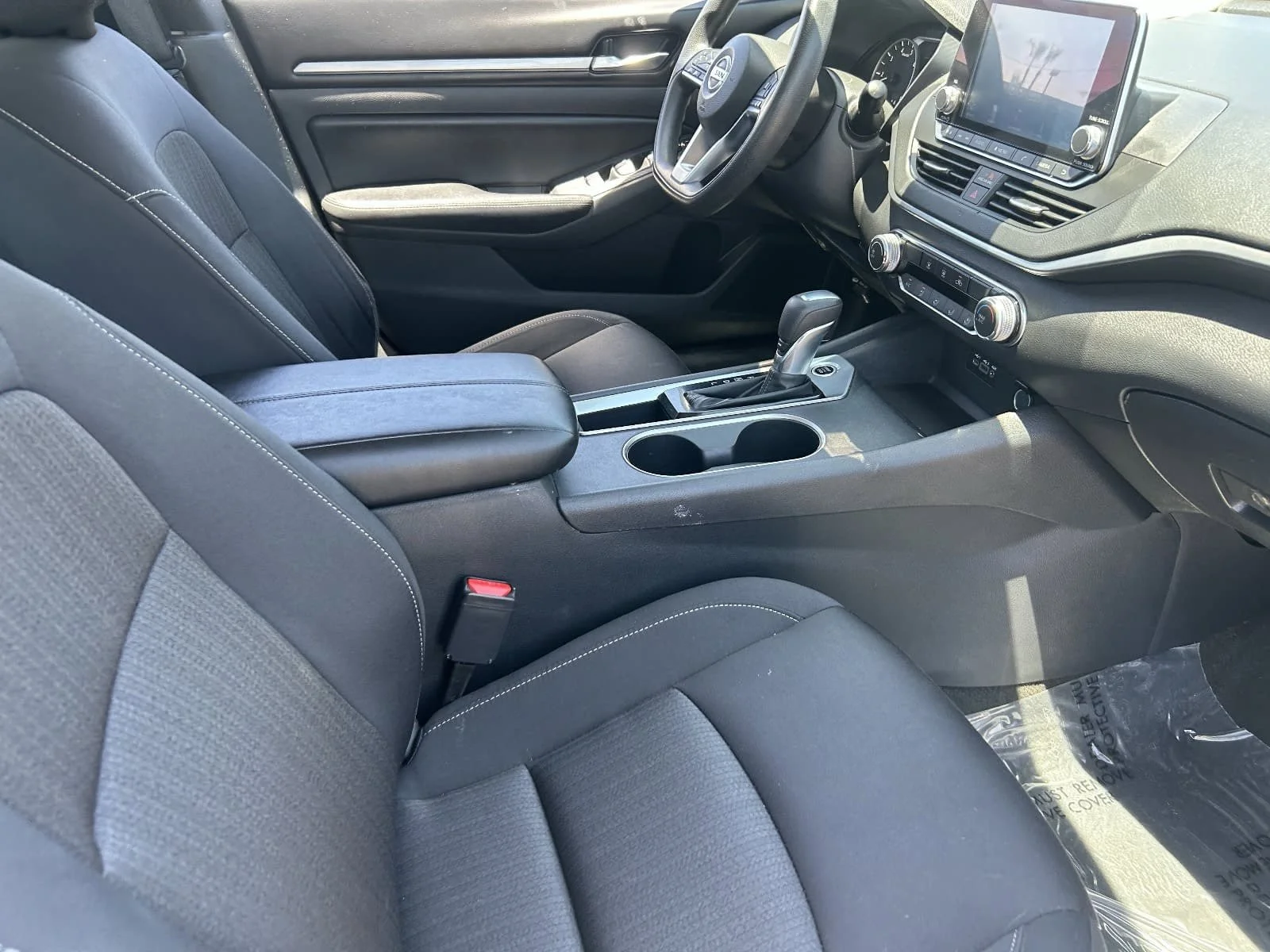 2022 Nissan Altima SV - Photo 16
