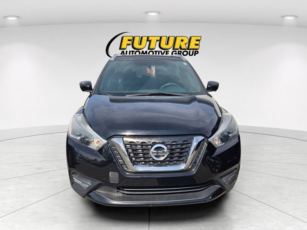 Used 2018 Black Nissan SR image 2