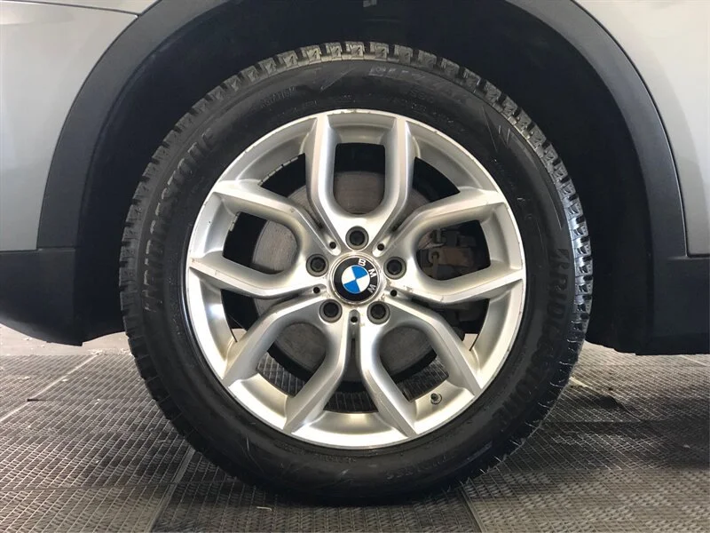 Used 2012 Space Gray Metallic BMW 35i image 19