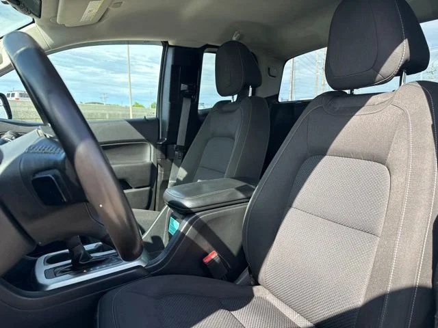 Used 2020 White Chevrolet LT image 9
