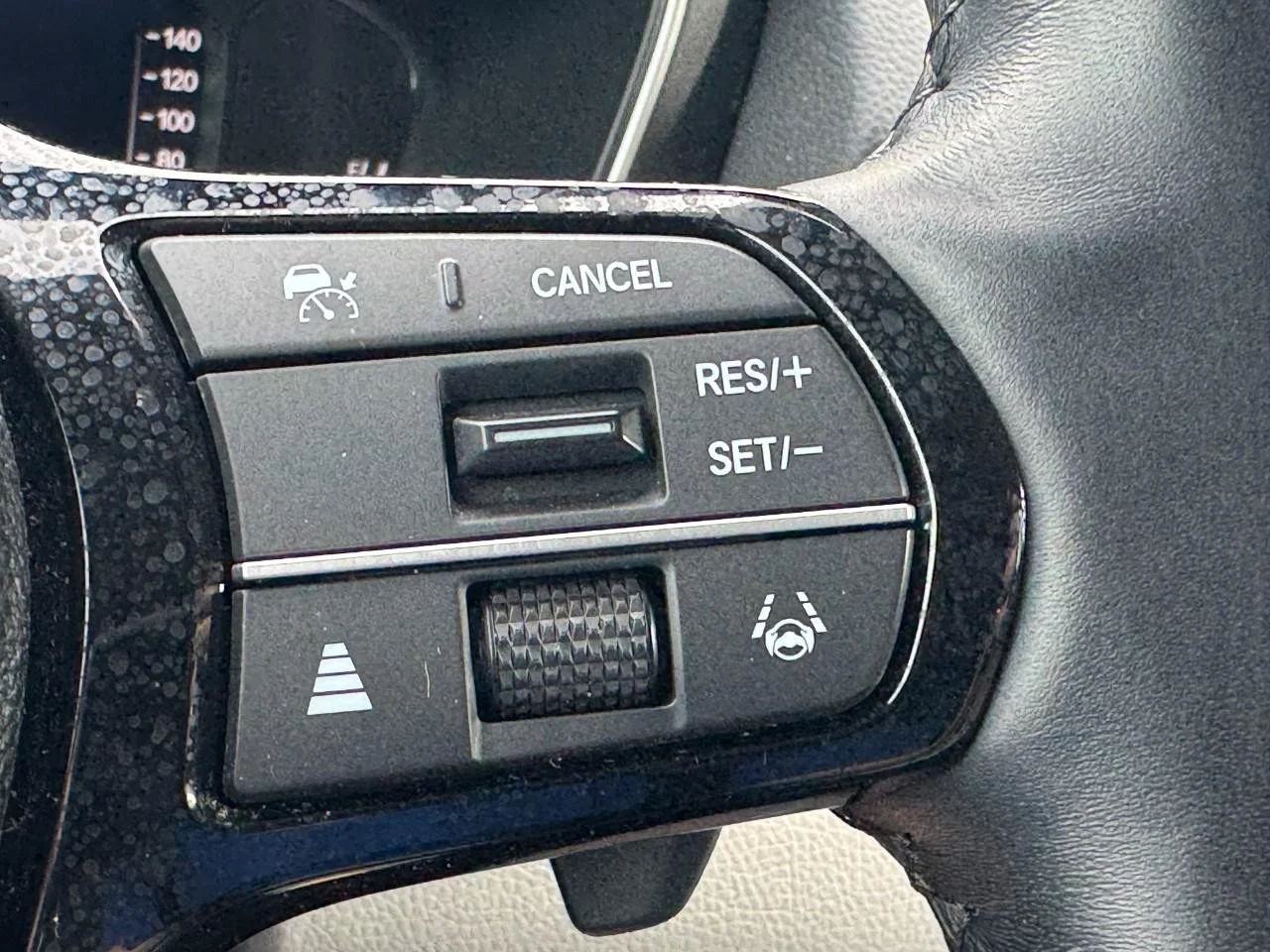 2023 Honda Pilot Elite - Photo 23