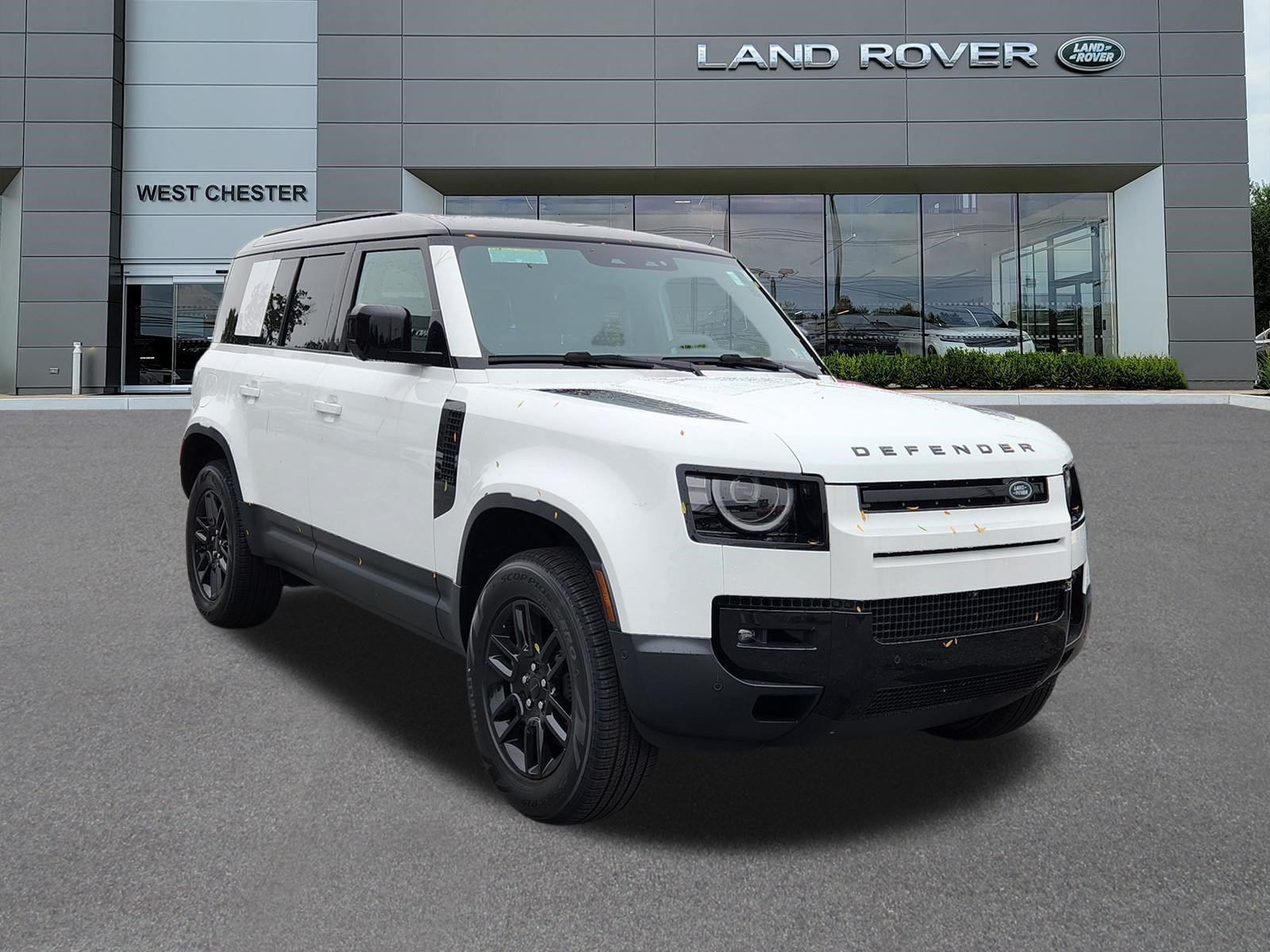 New 2026 Fuji White LAND ROVER S image 2
