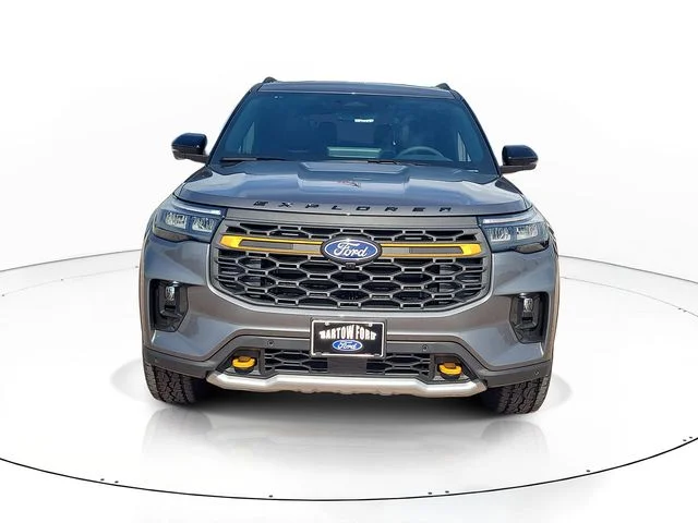 New 2027 Gray Metallic Ford Tremor image 2
