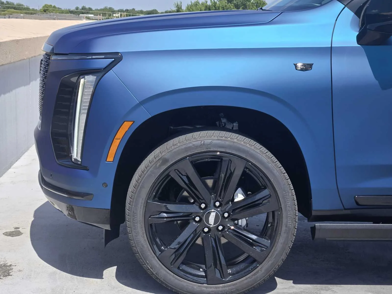 2026 Cadillac Escalade Platinum Sport - Photo 6
